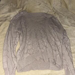 Elegant Cable Knit Sweater - Cream